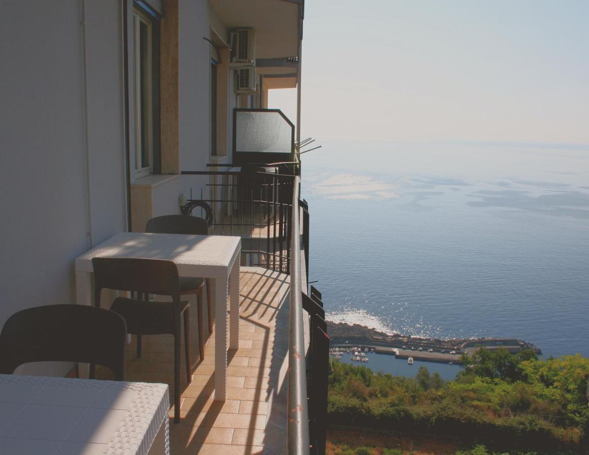 Apartament Il Balcone Di Galatea Acireale Zewnętrze zdjęcie